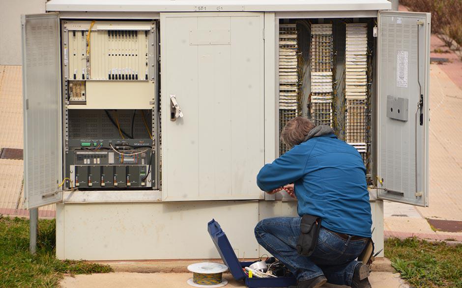 l'électricien Marcoussis